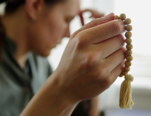 How Do you Pray with Christian Prayer Beads? a Christian’s Exploration of this Spiritual Practice